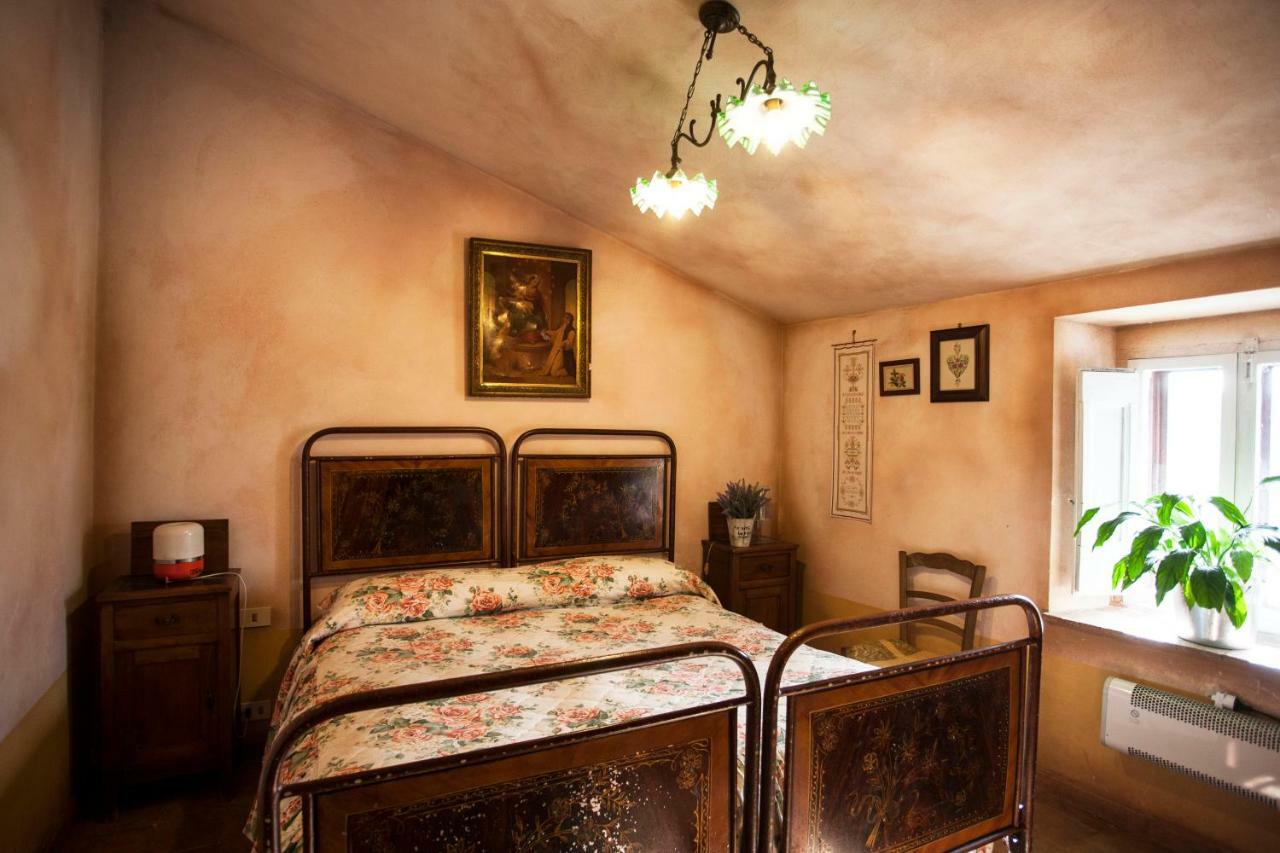 Locanda Della Casella Cineto Romano Exteriör bild